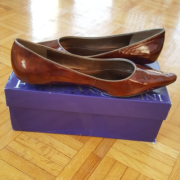 Enzo Angiolini pointy toe flats - Picture 2 of 8
